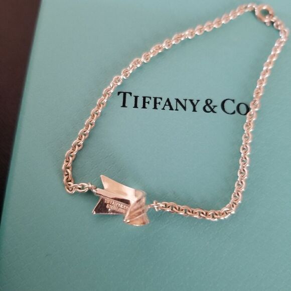 Tiffany & Co. Arrow Bracelet - Picture 2 of 6